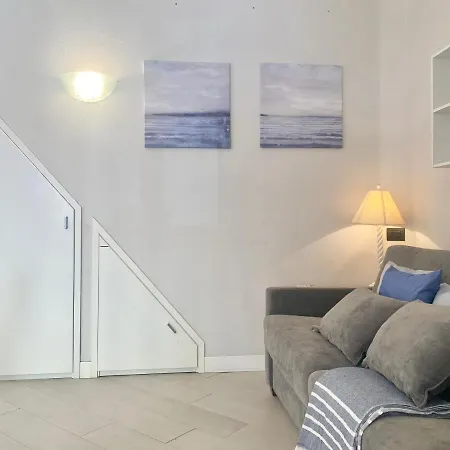 Casaviva - Lovely Mini-loft In With Ac * Камольи